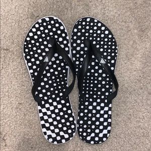 Adidas flip flops